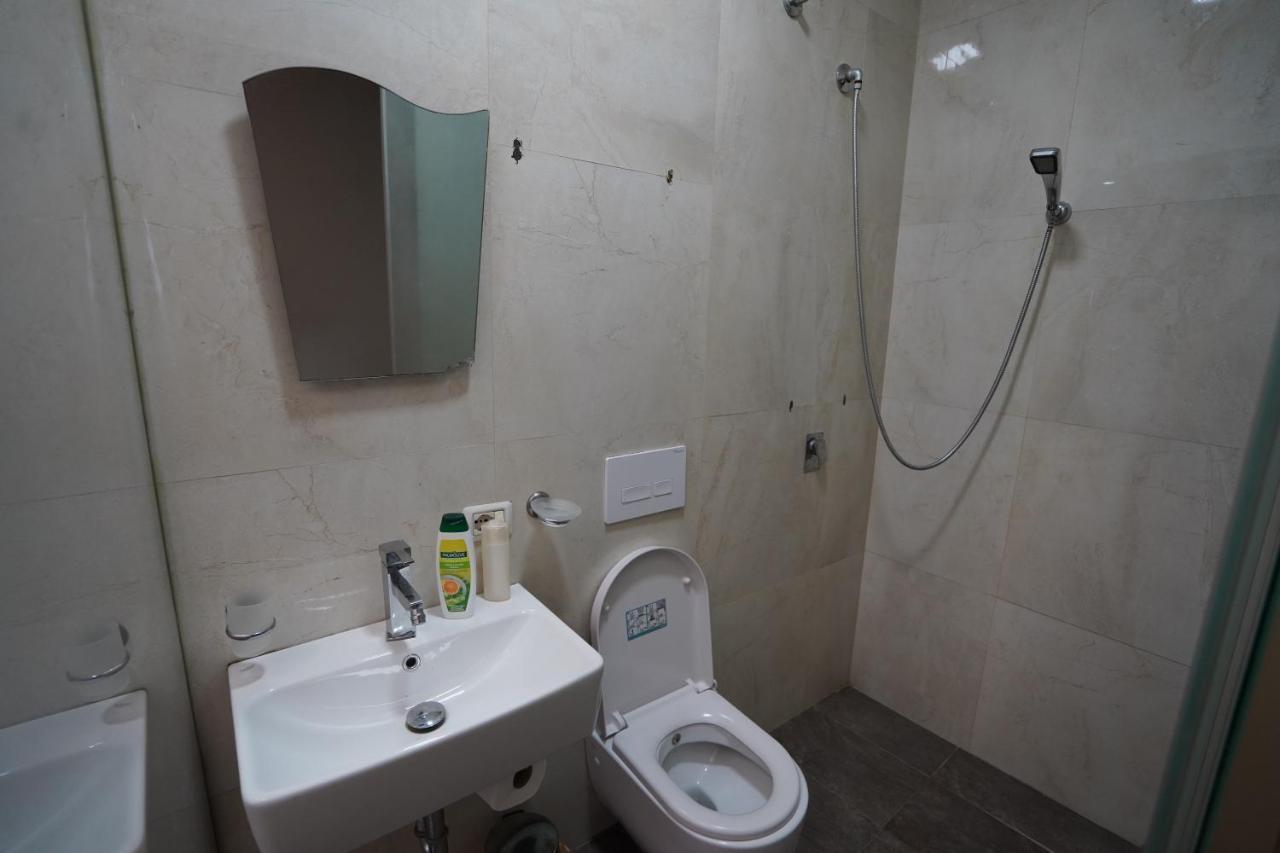 Driti Hotel Tirana Albania מראה חיצוני תמונה