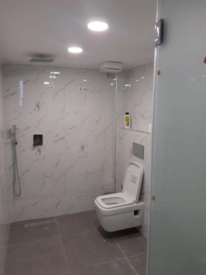 Driti Hotel Tirana Albania מראה חיצוני תמונה