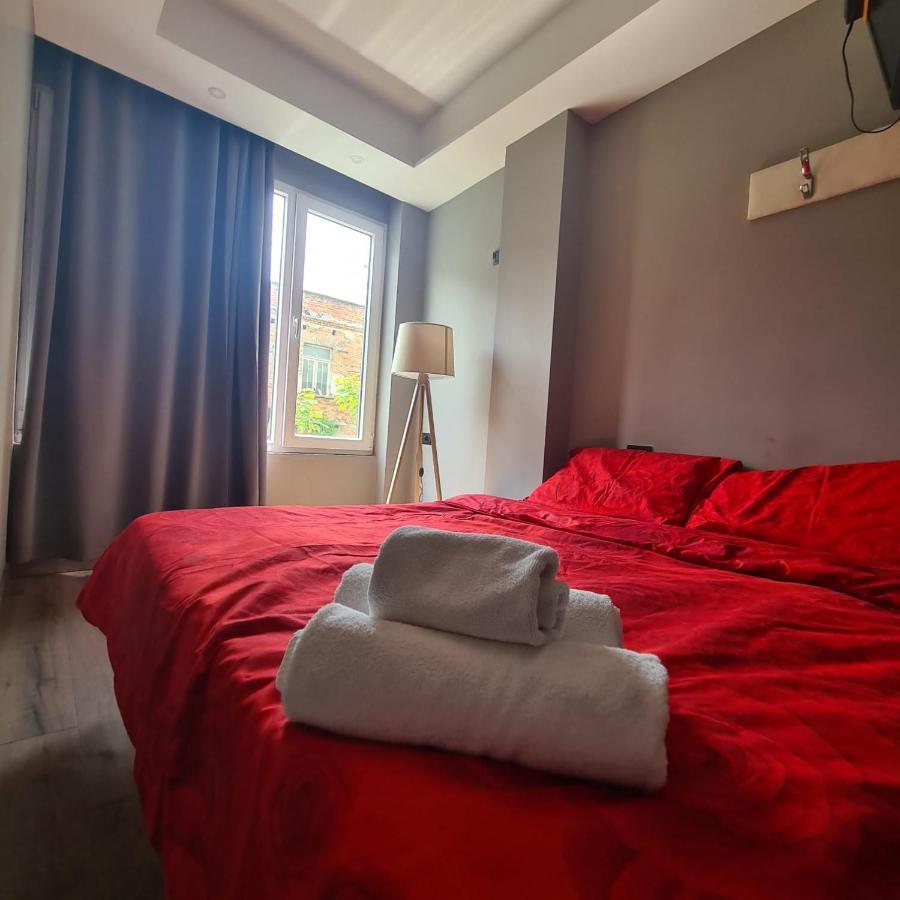 Driti Hotel Tirana Albania מראה חיצוני תמונה