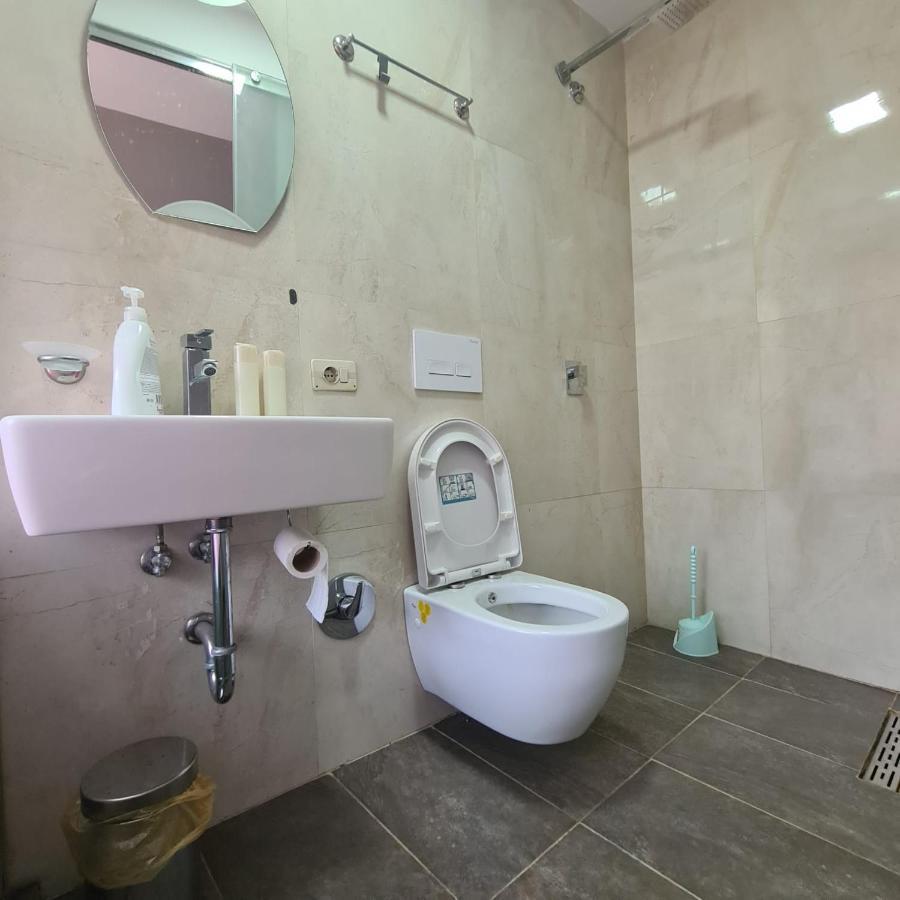 Driti Hotel Tirana Albania מראה חיצוני תמונה