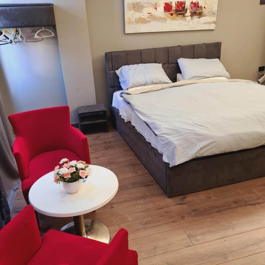 Driti Hotel Tirana Albania מראה חיצוני תמונה