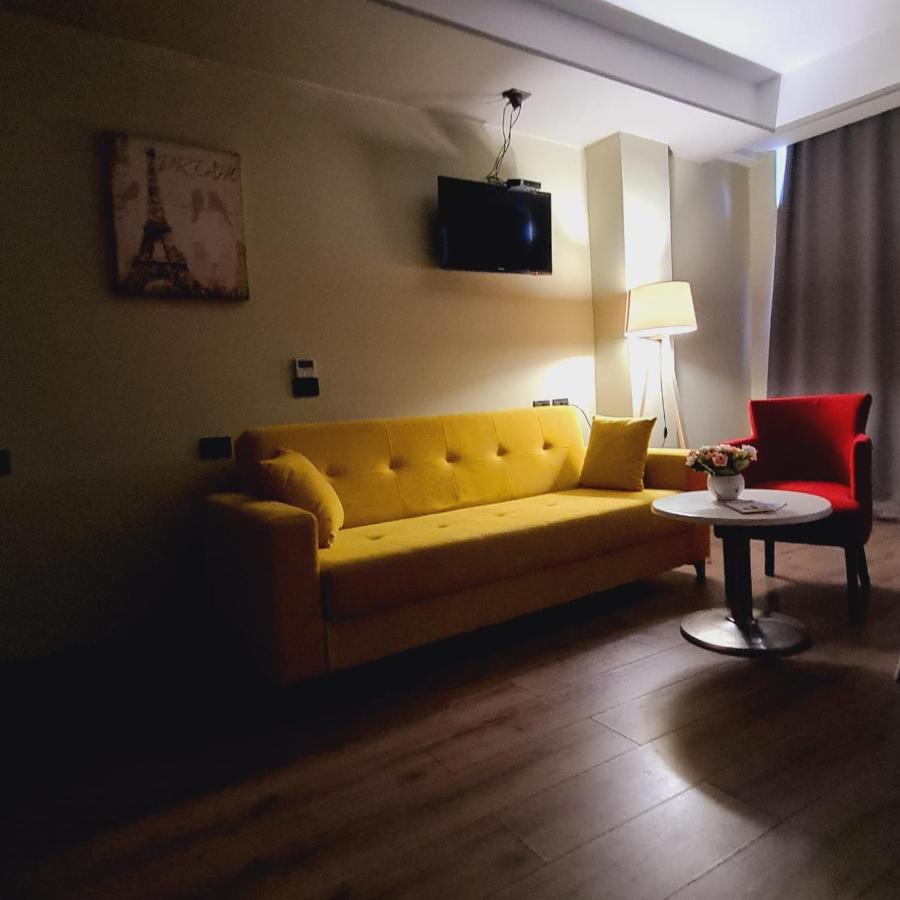 Driti Hotel Tirana Albania מראה חיצוני תמונה